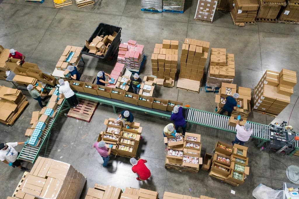 food distribution warehouse - 20200813-FNS-LSC-1152