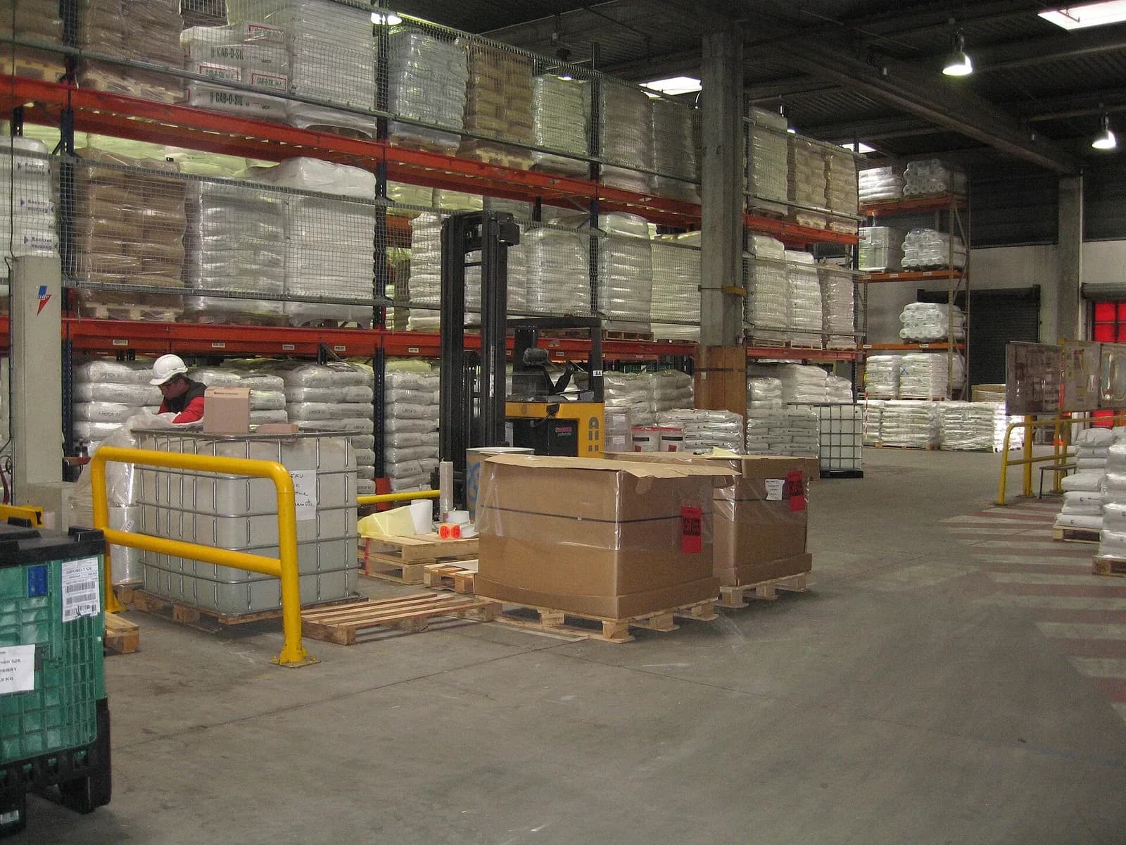 Wholesale distribution — Warehouse-plastic industry